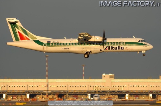 2007-08-24 Malpensa 050 I-ATPA ATR 42-72 Alitalia Express
